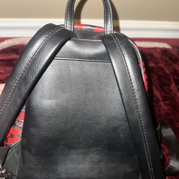 Stranger Things Loungefly - Picture 3 of 6